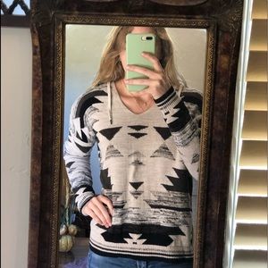 American Eagle Patterned Sweatshirt